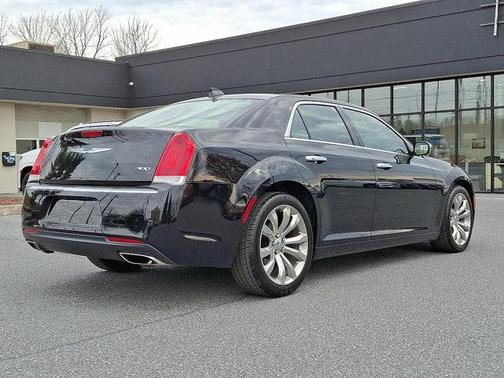 2019 Chrysler 300 Limited