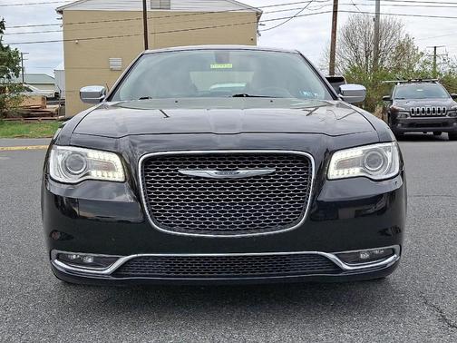 2019 Chrysler 300 Limited