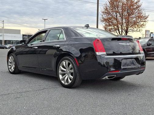 2019 Chrysler 300 Limited