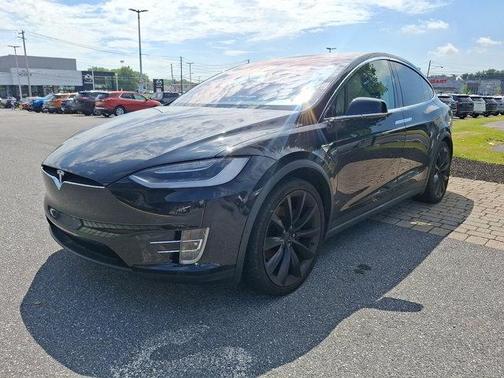 Black 2018 Tesla Model X P100D