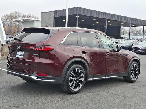 2024 Mazda CX-90 PHEV Premium