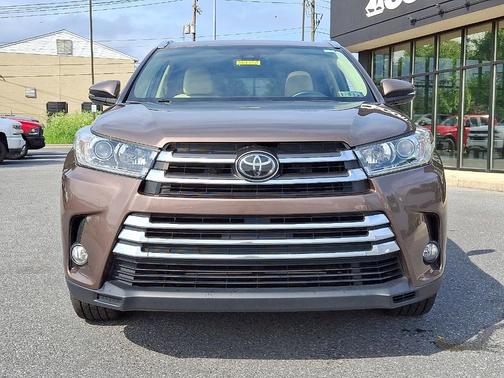 2017 Toyota Highlander Limited