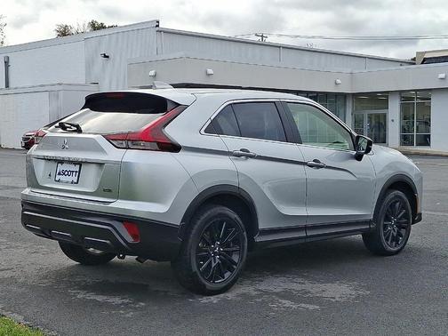 2023 Mitsubishi Eclipse Cross LE