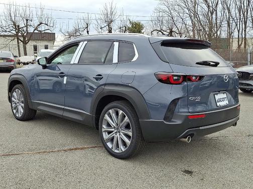 2026 Mazda CX-50 Premium