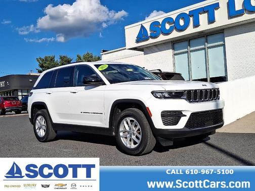 2023 Jeep Grand Cherokee Laredo