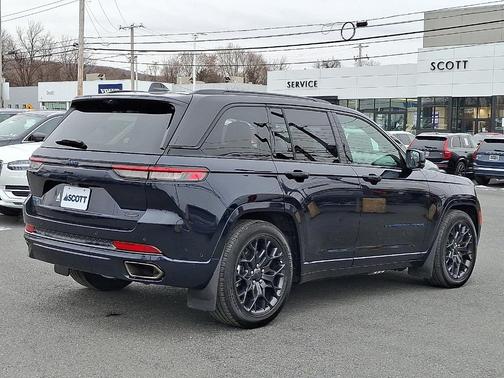 2024 Jeep Grand Cherokee 4xe Summit