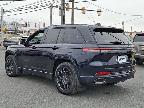 2024 Jeep Grand Cherokee 4xe Summit