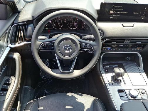 2025 Mazda CX-70 PHEV Premium Plus Package