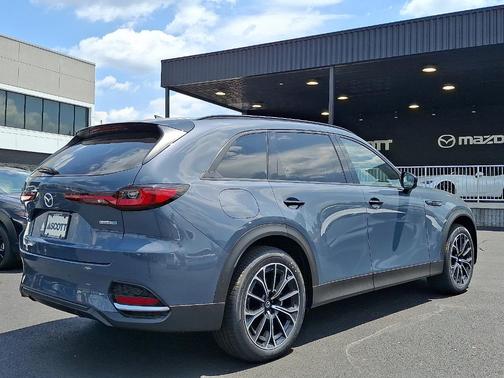 2025 Mazda CX-70 PHEV Premium Plus Package