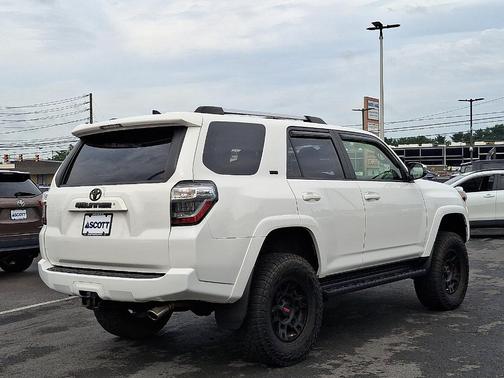 2020 Toyota 4Runner SR5