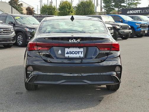 2023 Kia Forte LXS