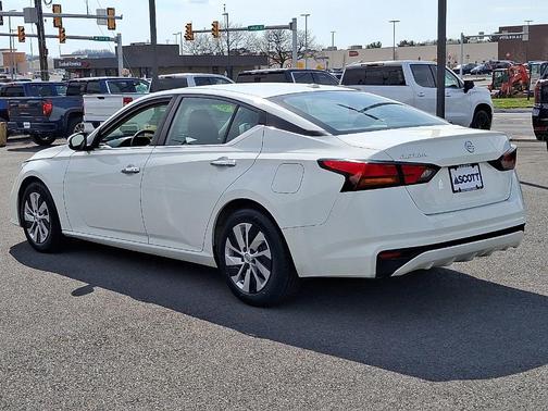 Glacier White 2020 Nissan Altima 2.5 S