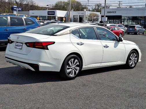 Glacier White 2020 Nissan Altima 2.5 S