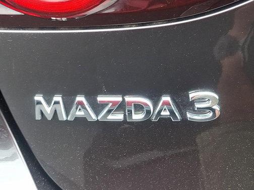Machine Gray Metallic 2025 Mazda Mazda3 FWD w/Select Package