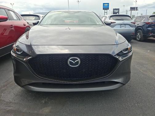 Machine Gray Metallic 2025 Mazda Mazda3 FWD w/Select Package