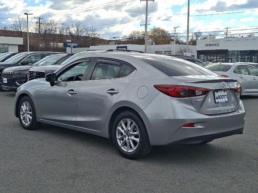 2016 Mazda Mazda3 i Touring