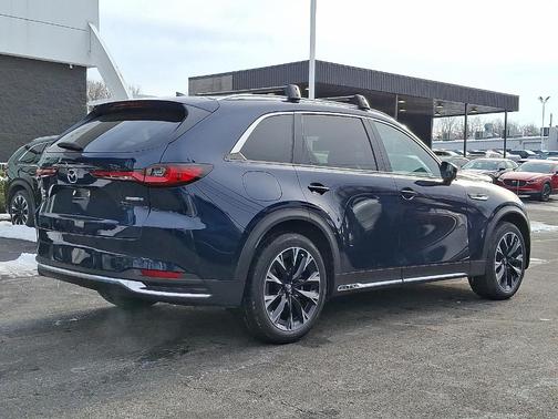 2024 Mazda CX-90 PHEV Premium Plus