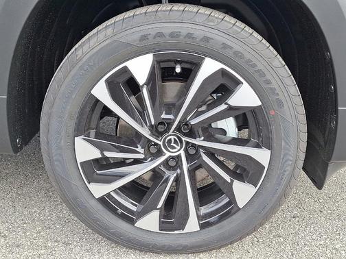 2026 Mazda CX-50 Premium Plus