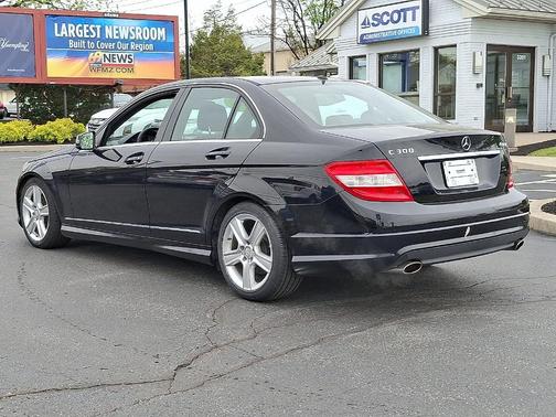 Black 2010 Mercedes-Benz C-Class C300