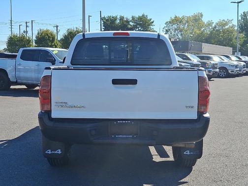 2015 Toyota Tacoma Base