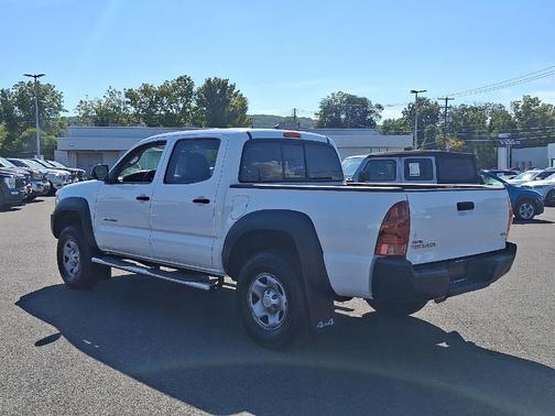 2015 Toyota Tacoma Base