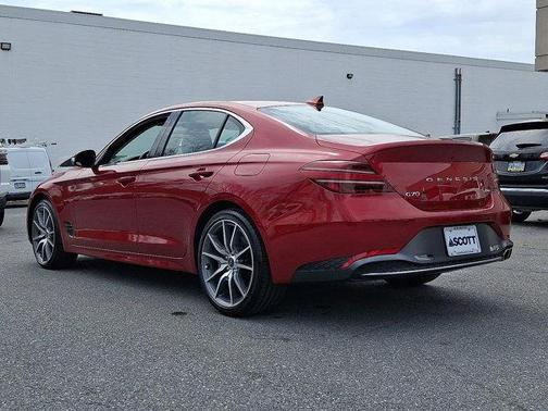 2023 Genesis G70 2.0T