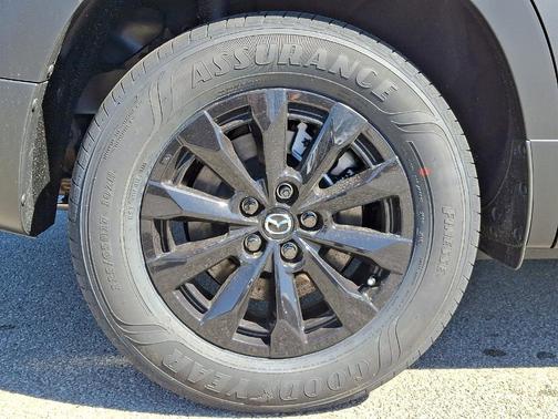 2025 Mazda CX-50 Hybrid Premium Package