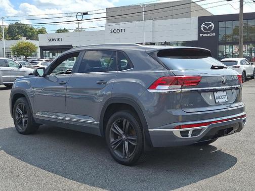 2021 Volkswagen Atlas Cross Sport 3.6L V6 SE w/Technology R-Line