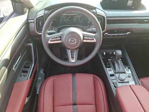 2026 Mazda CX-50 Premium Plus