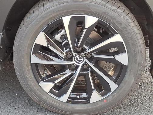 2026 Mazda CX-50 Premium Plus