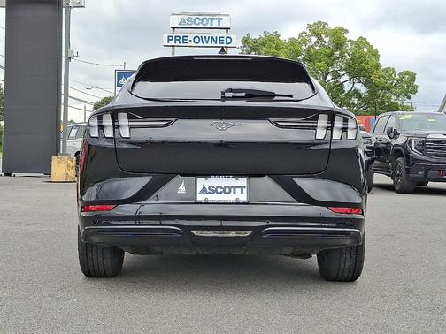 2022 Ford Mustang Mach-E Premium
