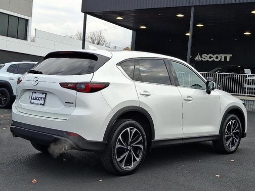 2023 Mazda CX-5 Premium Plus