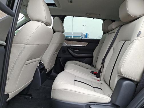 2025 Mazda CX-90 PHEV Preferred Package