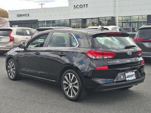 2020 Hyundai Elantra GT Base