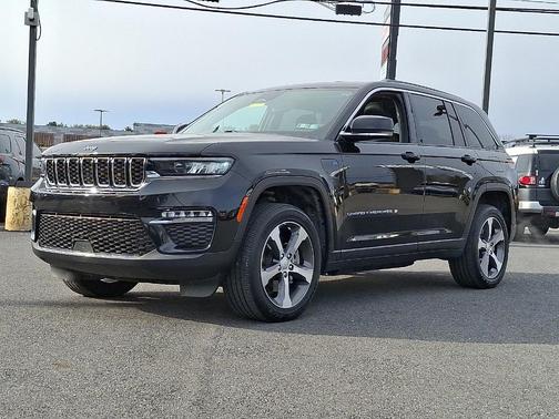 2022 Jeep Grand Cherokee 4xe Base