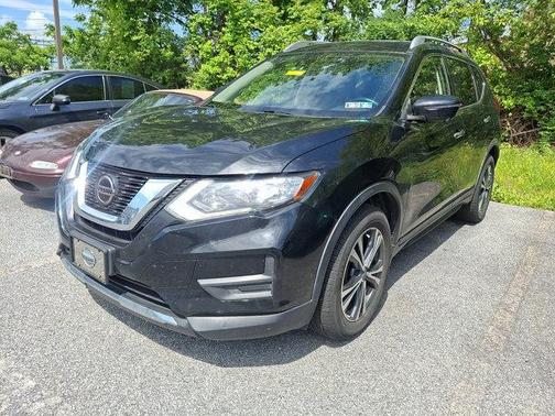 Magnetic Black 2019 Nissan Rogue SV