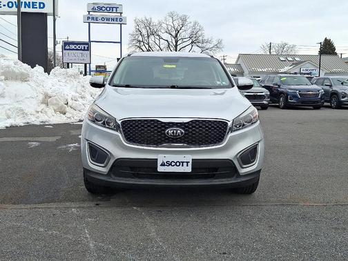 2016 Kia Sorento LX