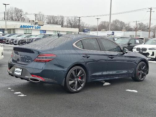 2023 Genesis G70 3.3T