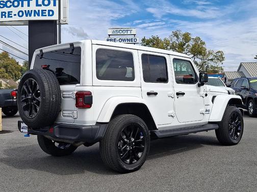 2022 Jeep Wrangler Unlimited 4xe Sahara