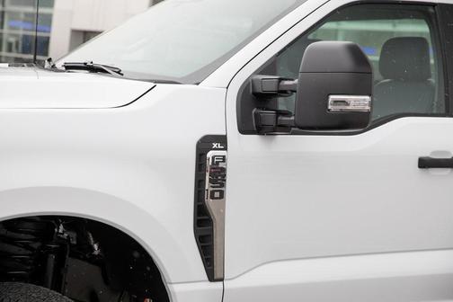 2025 Ford F-250 XLT