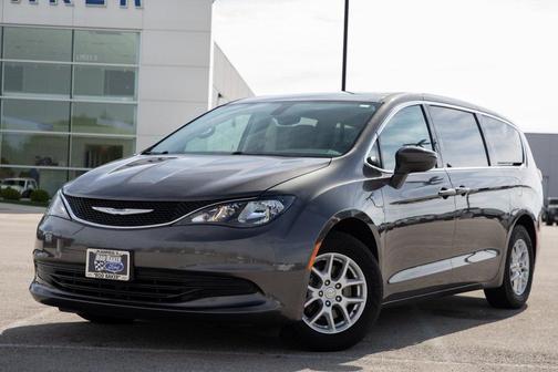 2017 Chrysler Pacifica LX