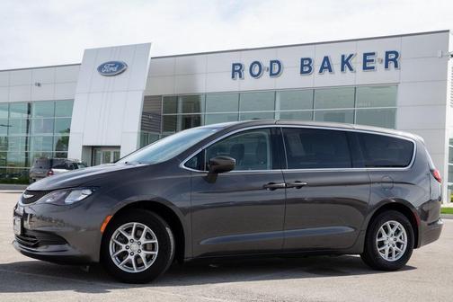 2017 Chrysler Pacifica LX