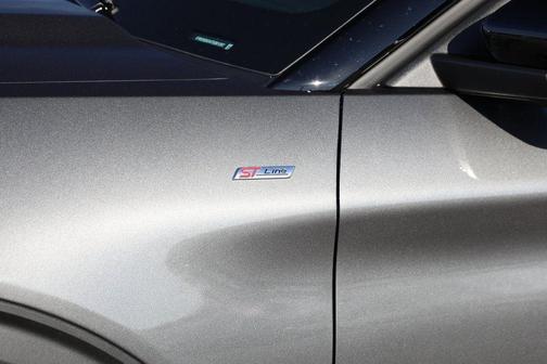 Carbonized Gray 2026 Ford Explorer ST-Line