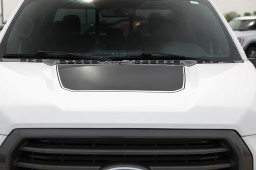 Oxford White 2017 Ford F-150 XLT