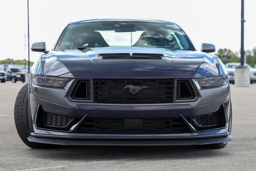 2025 Ford Mustang Dark Horse