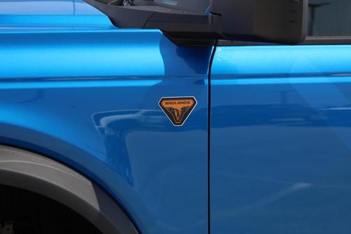 Velocity Blue Metallic 2026 Ford Bronco Badlands