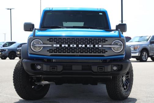 Velocity Blue Metallic 2026 Ford Bronco Badlands