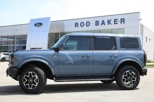Azure Gray Metallic 2025 Ford Bronco Outer Banks