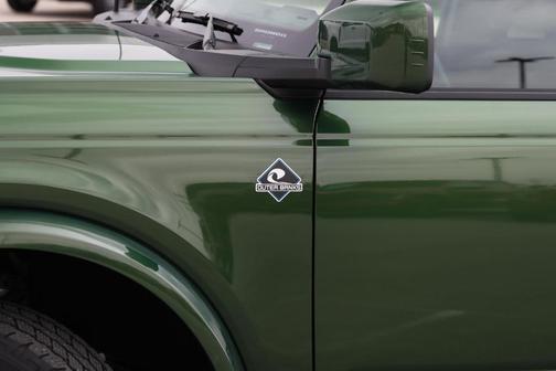 Eruption Green Metallic 2025 Ford Bronco Outer Banks