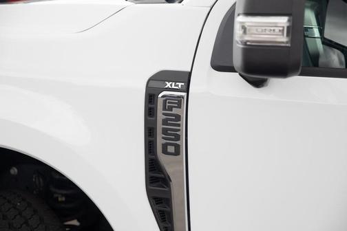 2023 Ford F-250 XLT